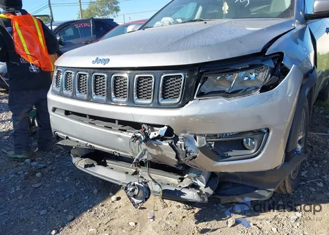 2019 Jeep Compass Sun And Wheel Fwd from USA, damaged, VIN 3C4NJCBB3KT743213
